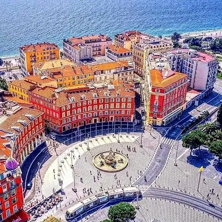 Coeur ! Zone Touristique ! Appartement *